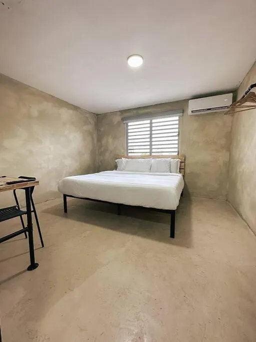 Minimalist Apt Apartamento Catano